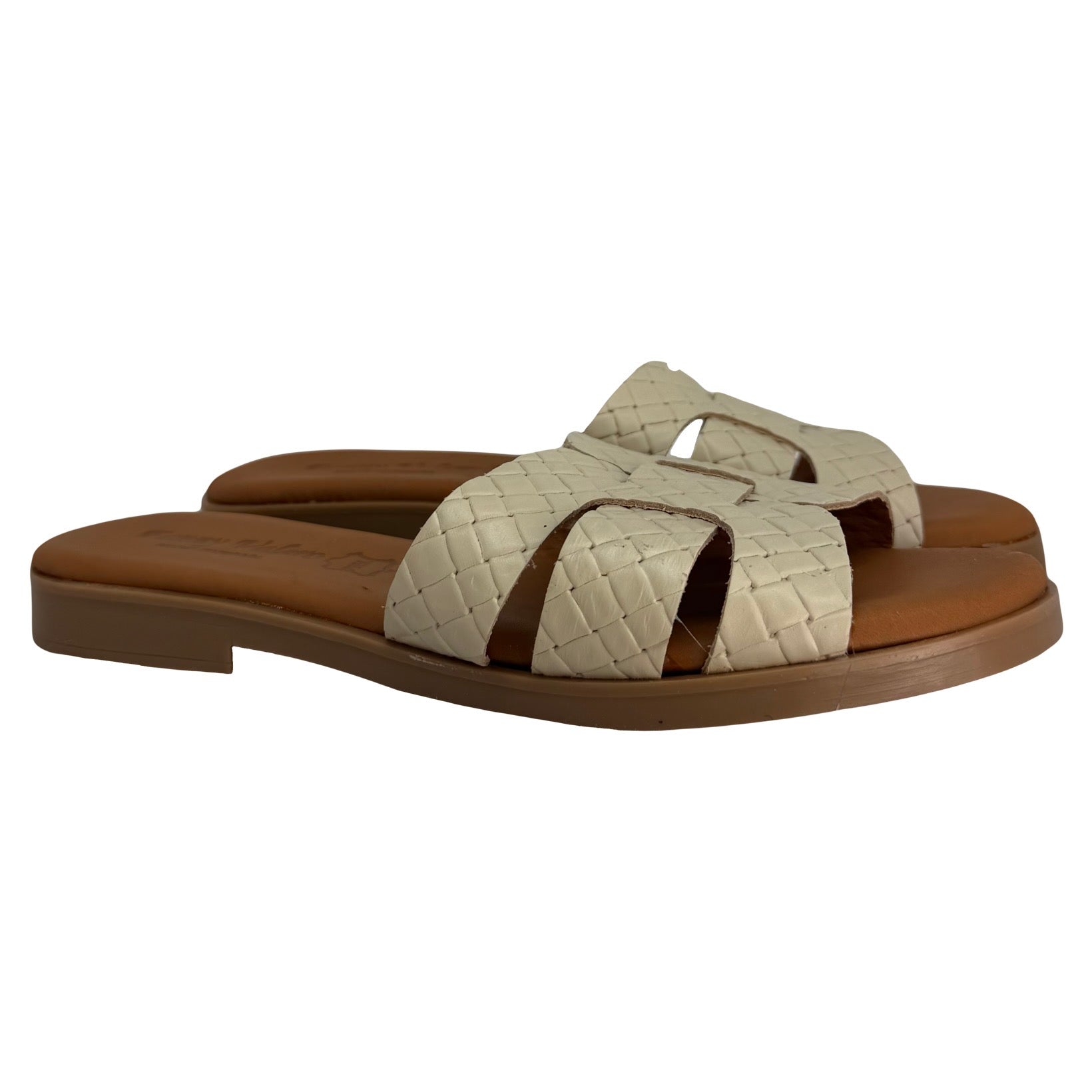 Sandalia Plana Beige
