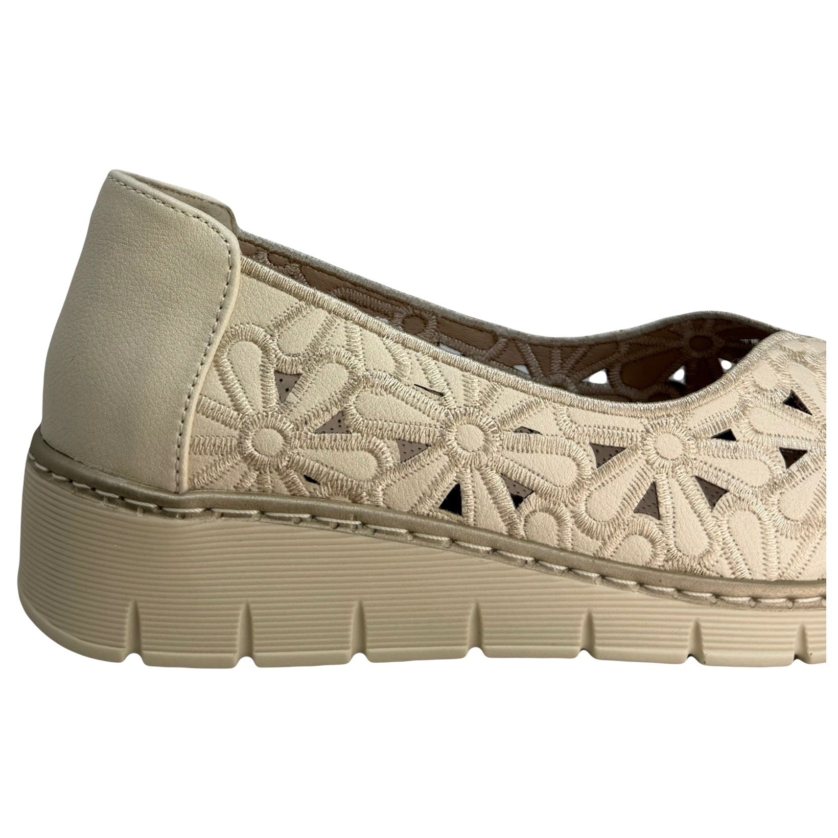 Zapato Calado Beige
