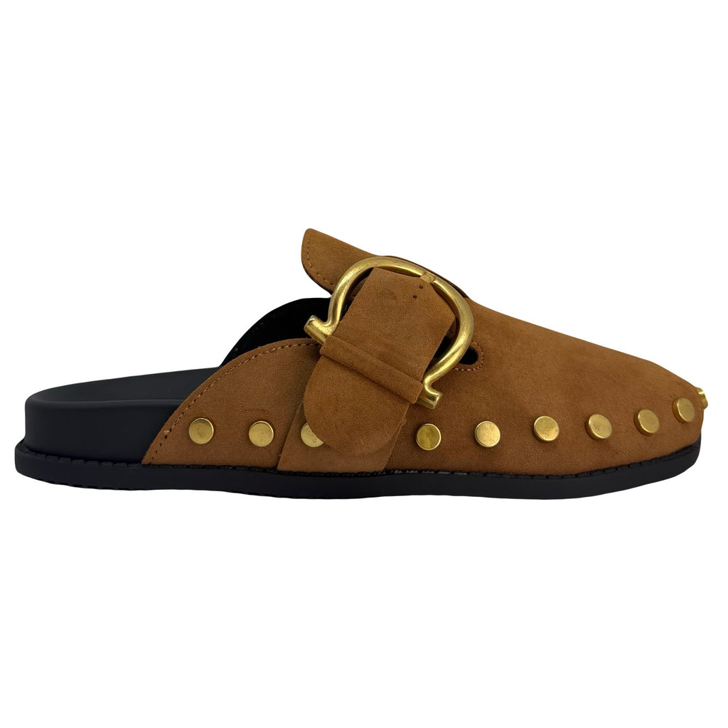 Zueco Cuero Tachas
